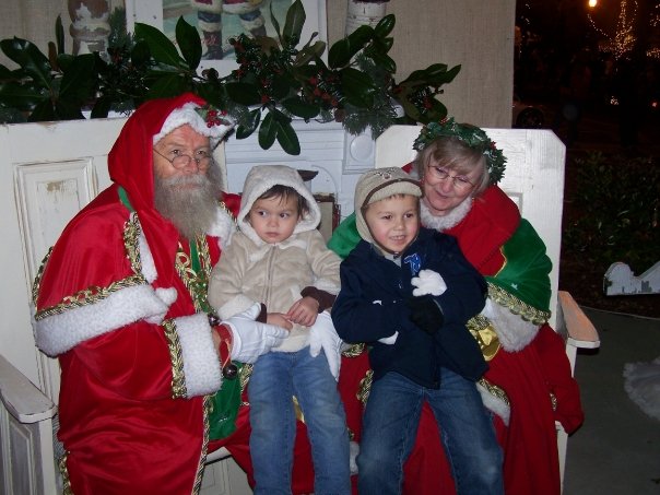 Christmas in a Railroad Town3