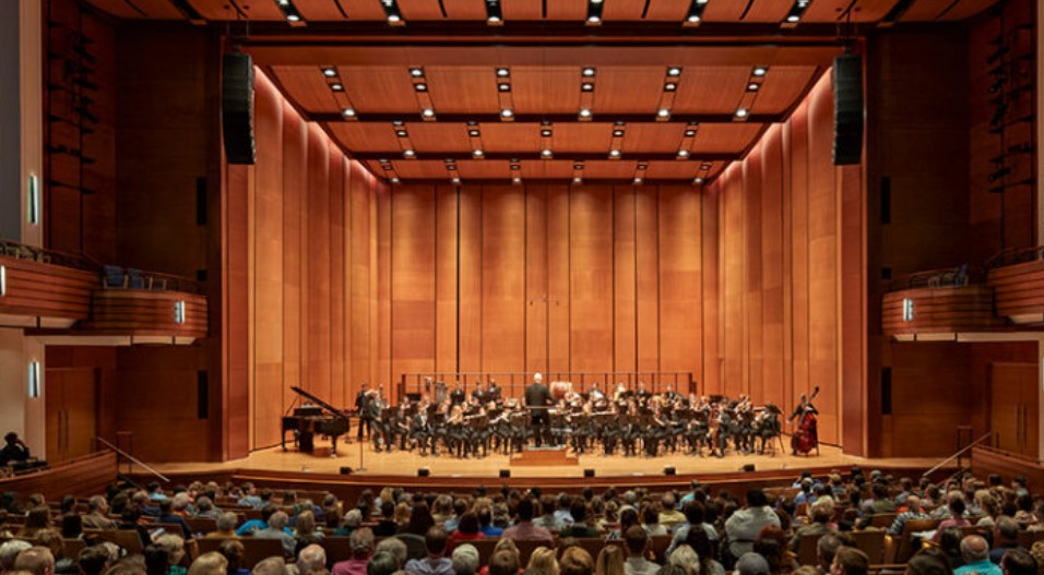 Gogue Performing Arts Center3